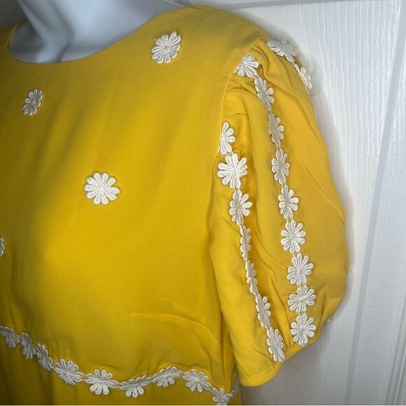 Modcloth How Sweet It Is Shift Dress Sunny Yellow Dress 70s Retro Mini 10 NWT - Picture 8 of 13